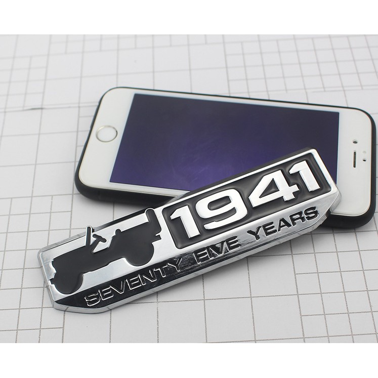 Logo kim loại 3D hình 1941 Seventy Five Years dán trang trí xe Jeep