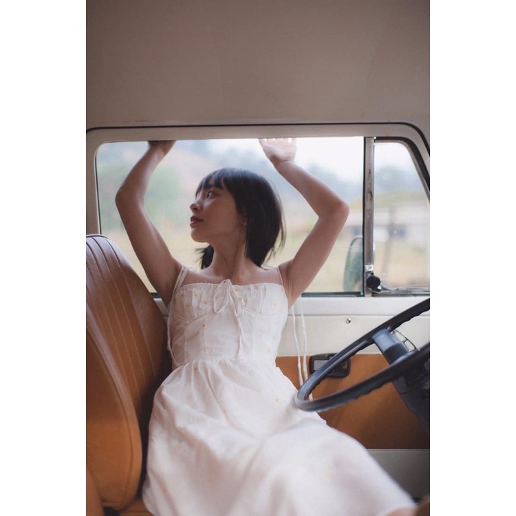 Đầm 2 dây thêu hoa cúp ngực The Country Camilo Daisy vải linen