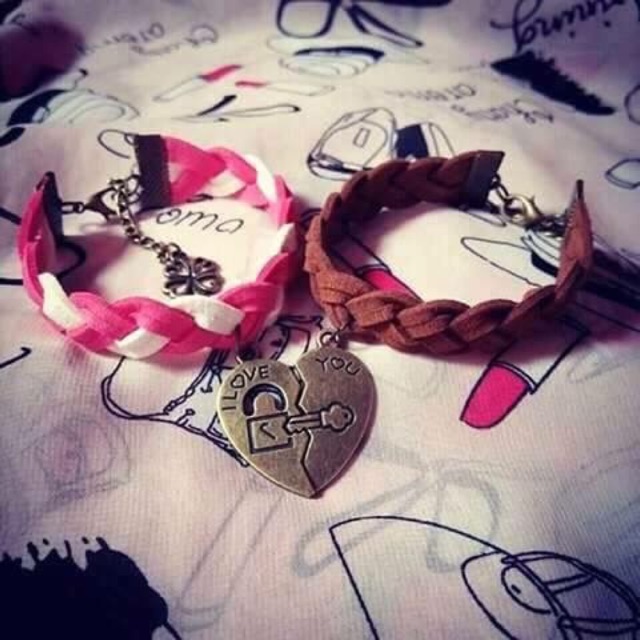 Cặp vòng tay tim ổ+chìa