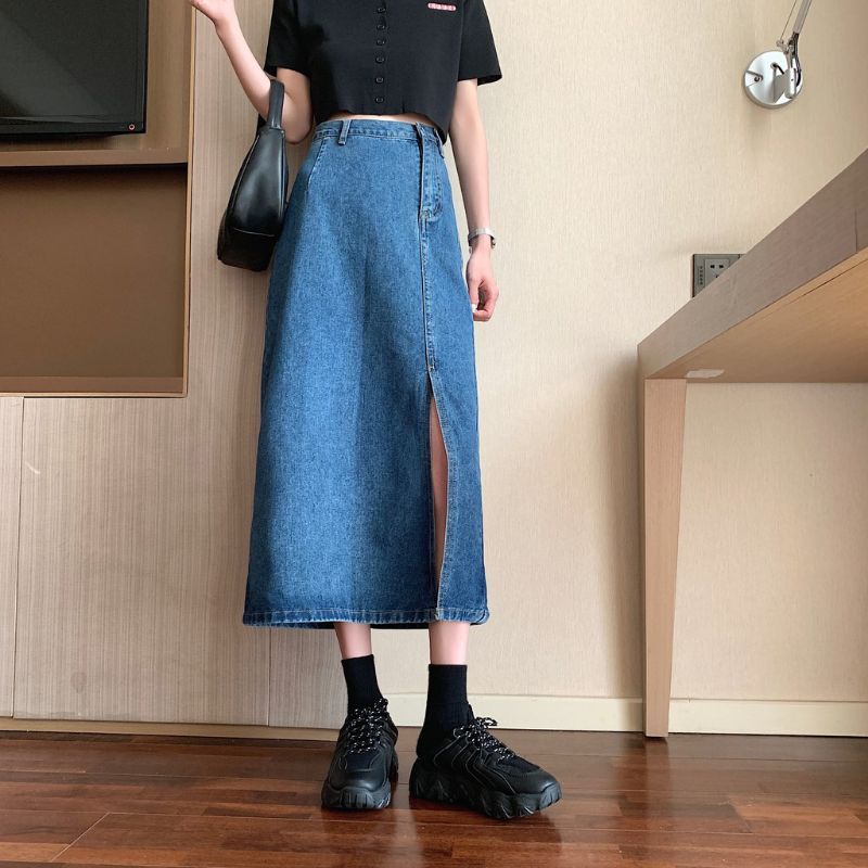 Chân Váy Denim Dáng Chữ A Xẻ Tà Qua Gối V1