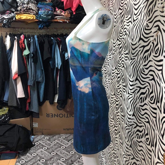 Đầm suông xanh wax màu xẻ hàng si 2hand