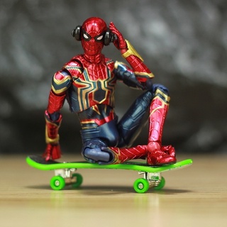 Mô hình Action figure MAFEX Spiderman Infinity Marvrel