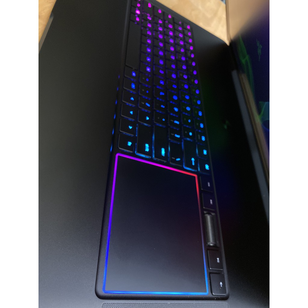 Laptop Razer Blade Pro 17, Core i7 7700HQ, 16G, 256G + 2T, GTX1060, 17.3in, giá rẻ | BigBuy360 - bigbuy360.vn