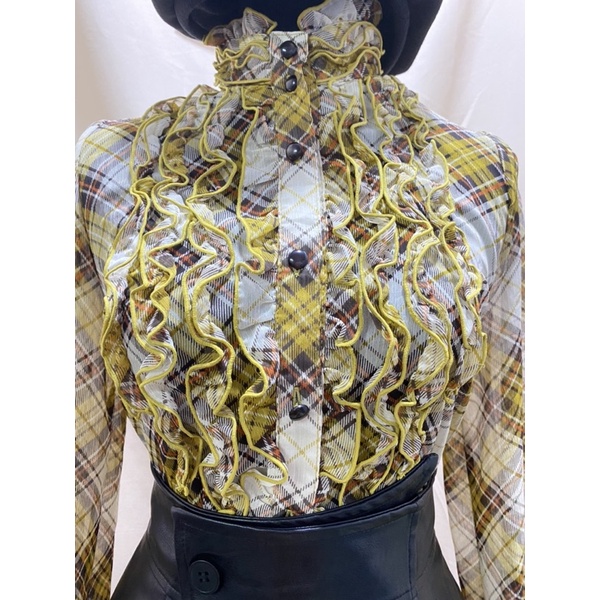 Áo sơ mi voan nhún bèo cổ cao