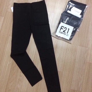 Quần legging F21