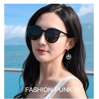 Kính mát thời trang gọng lớn cho nữ