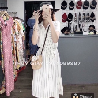 Váy kẻ sọc