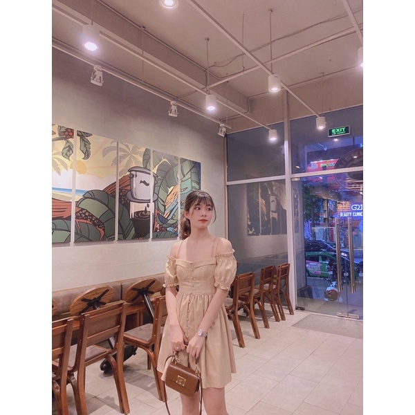 Vá mollynista size M