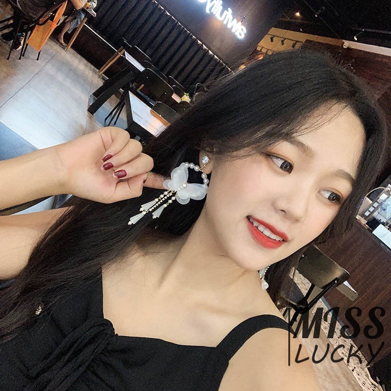 Khuyên tai nữ kiểu dáng thời trang thanh tú