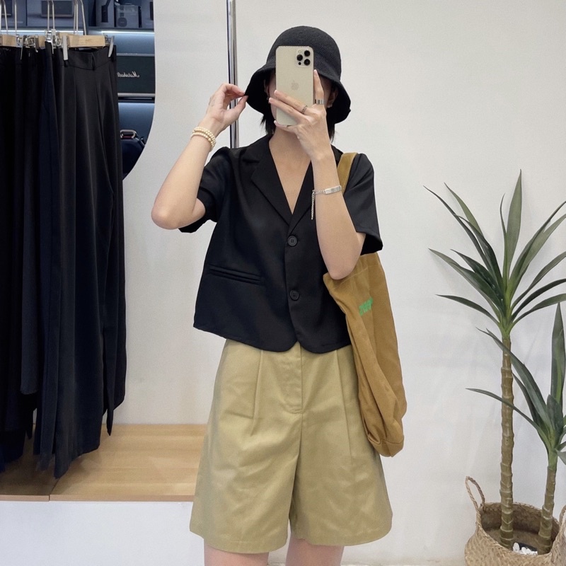 Áo blazer dáng lửng AK13 | BigBuy360 - bigbuy360.vn