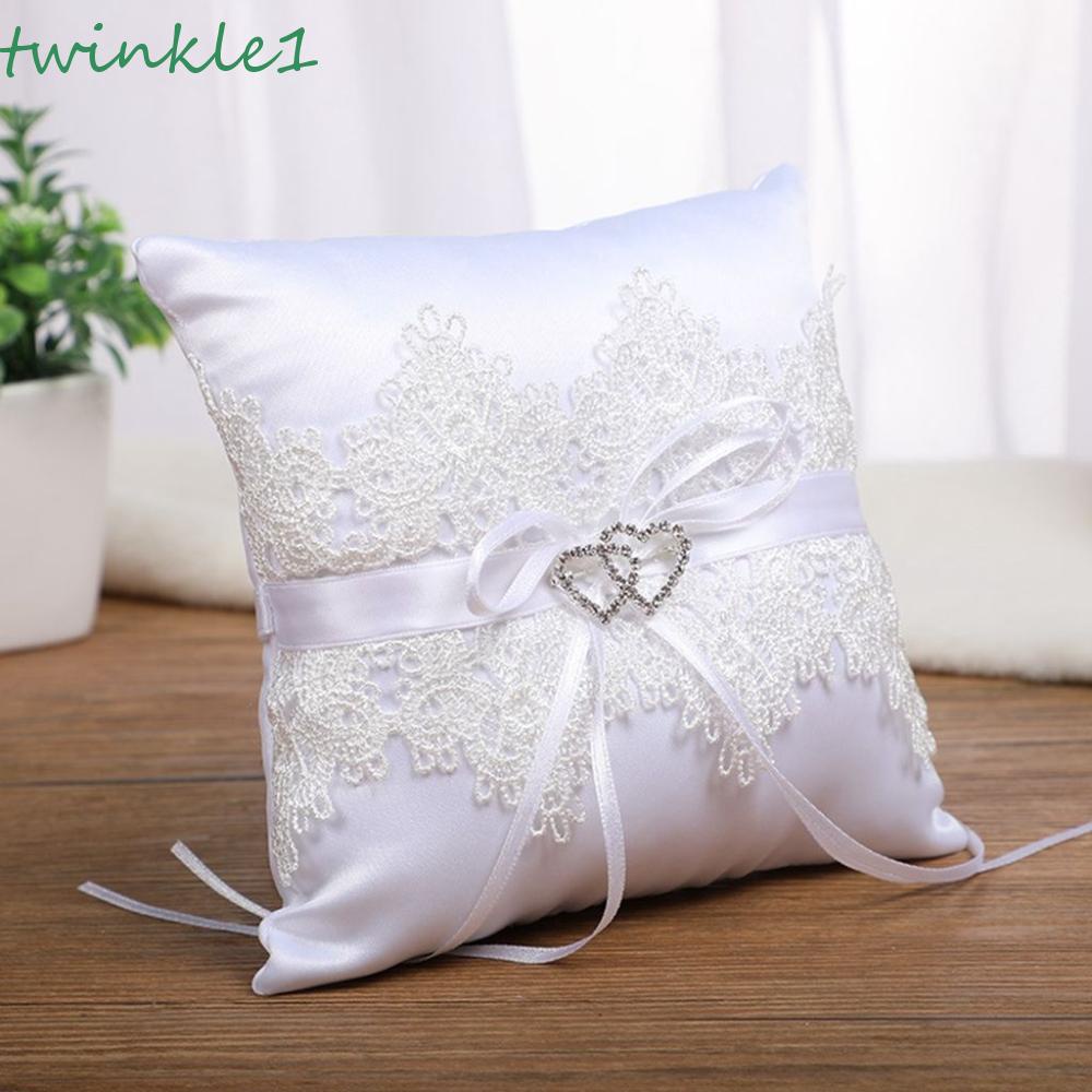 1 Gối Để Nhẫn Cưới Vải Satin Với Dây Ruy Băng Ngọc Trai Lãng Mạn ​Gối Trang Trí Túi Nhẫn
