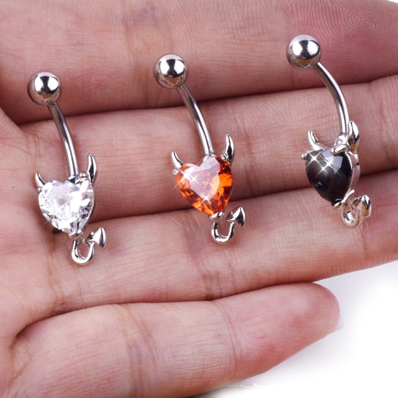 Khuyên rốn mặt hình trái tim đính đá phát sáng thời trang