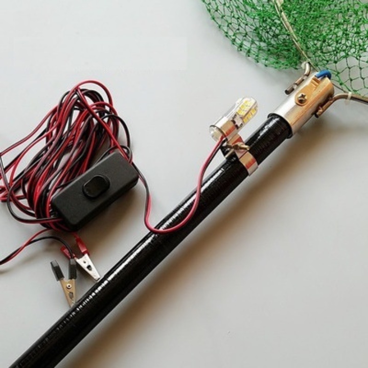 Đèn led ngâm nước , gắn vợt cá kèm  đai thắt