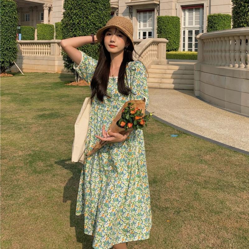 Đầm Ngắn Tay In Hoa Với Thiết Kế Cổ Vuông Xinh Xắn Theo Phong Cách Hàn Quốc