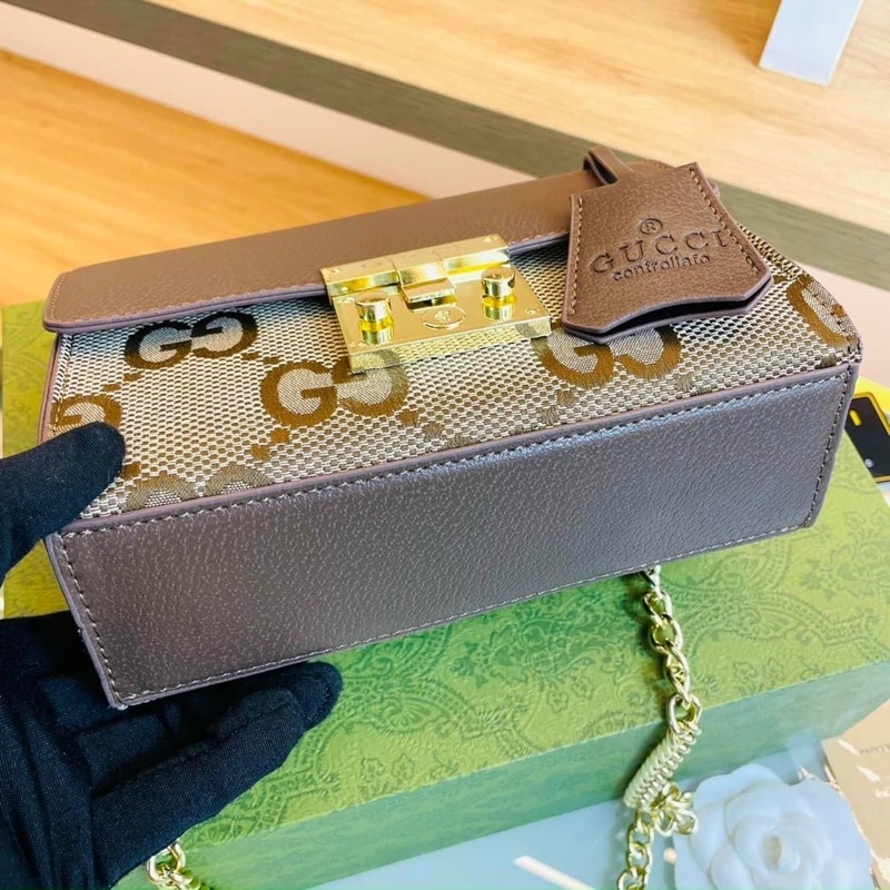 Túi GC khoá bấm xích vàng