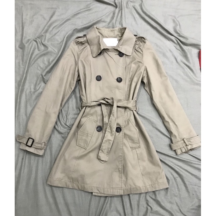 Áo măng tô nữ, măng tô kaki mềm size s .