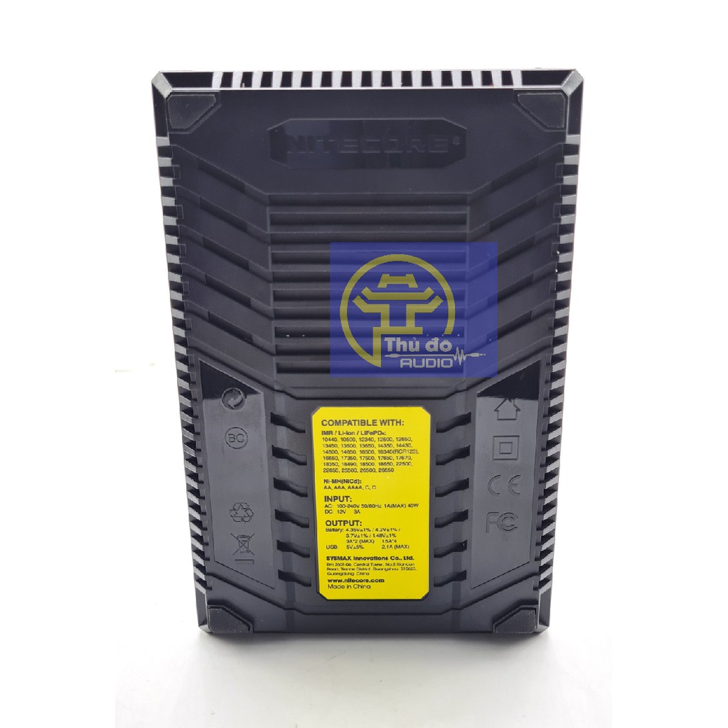 Bộ Sạc pin thông minh siêu nhanh 6A Nitecore SC4, hiển thị thông số pin