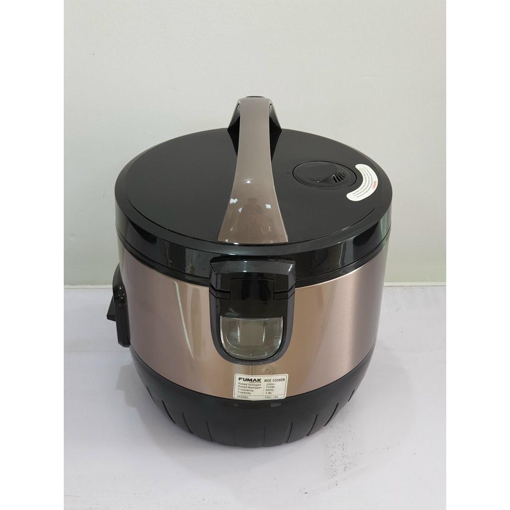 Nồi cơm Fumak Japan FRC-18 - Dung tích 1.8 Lít  - Bảo hành 18 tháng