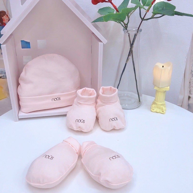 Combo 1 đôi bao tay + 1 đôi bao chân + 1 mũ Nous màu hồng nhạt pastel