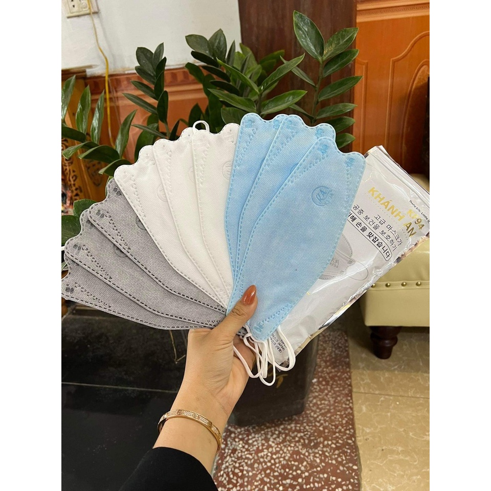 Thùng 300 cái KHẨU TRANG KF94 CÁ KHÁNG KHUẨN