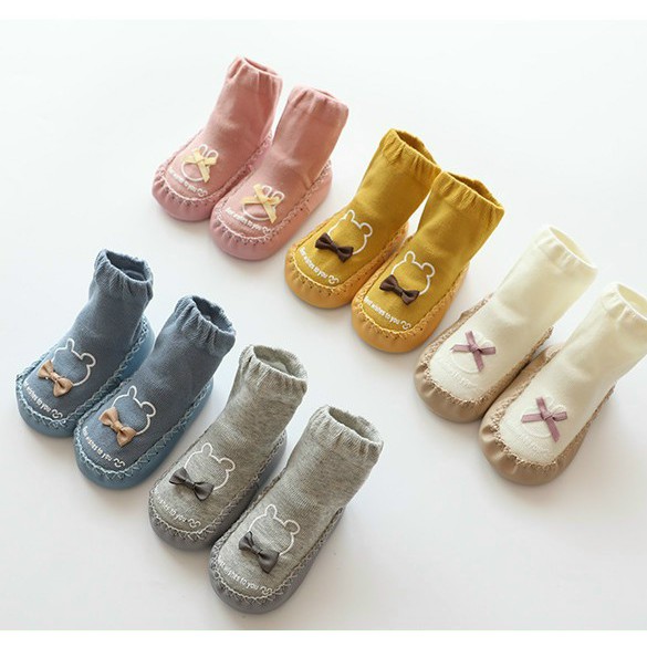 Giày Vớ Chống Trượt Nhiều Mẫu Cho Bé Từ 0-18Tháng (11CM - 13CM)