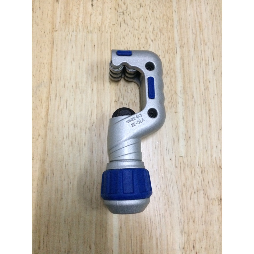 Dao cắt ống đồng Value VTC-32 Phước Mãi