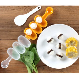 Bộ Khuôn Làm Cơm Nắm+Muỗng Múc Cơm Tiện Lợi Cho Bé
