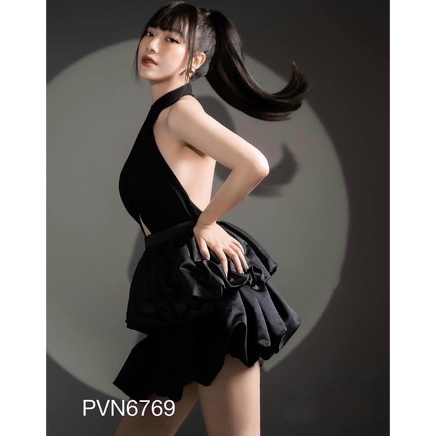 Đầm váy hở lưng sexy form xoè tầng