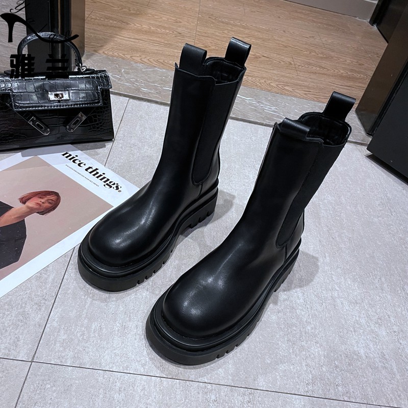 Giày Bốt Ống Khói Kiểu HƯƠU CAO CỔ (22cm), Đế Giầy 5Cm Thời Trang Trẻ Trung Cá Tính Dành Cho Mua Đông | BigBuy360 - bigbuy360.vn