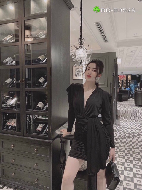 Đầm body nhúng bèo