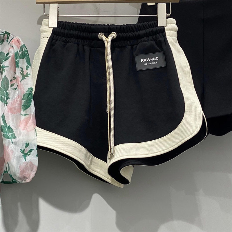 Quần Short Thể Thao Nữ Ống Rộng Năng Động