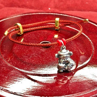 Vòng đỏ mix charm thần tài