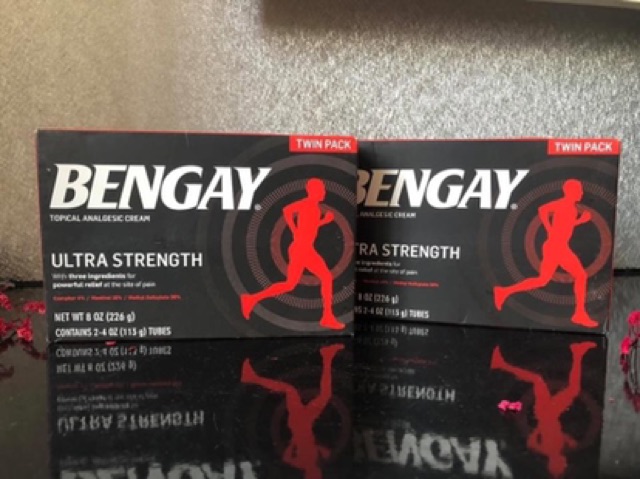 Kem trị nhức mỏi Bengay Ultra Strength hộp 2 cây 113gr