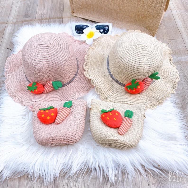Sét Mũ + Túi Cói cho bé loại 1 (dâu,carot),Set Mũ Cói Và Túi Đeo Chéo Thiết Kế Nhỏ Nhắn Thời Trang Cao Cấp