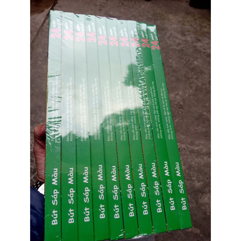 Sáp màu 24 màu siêu nhân