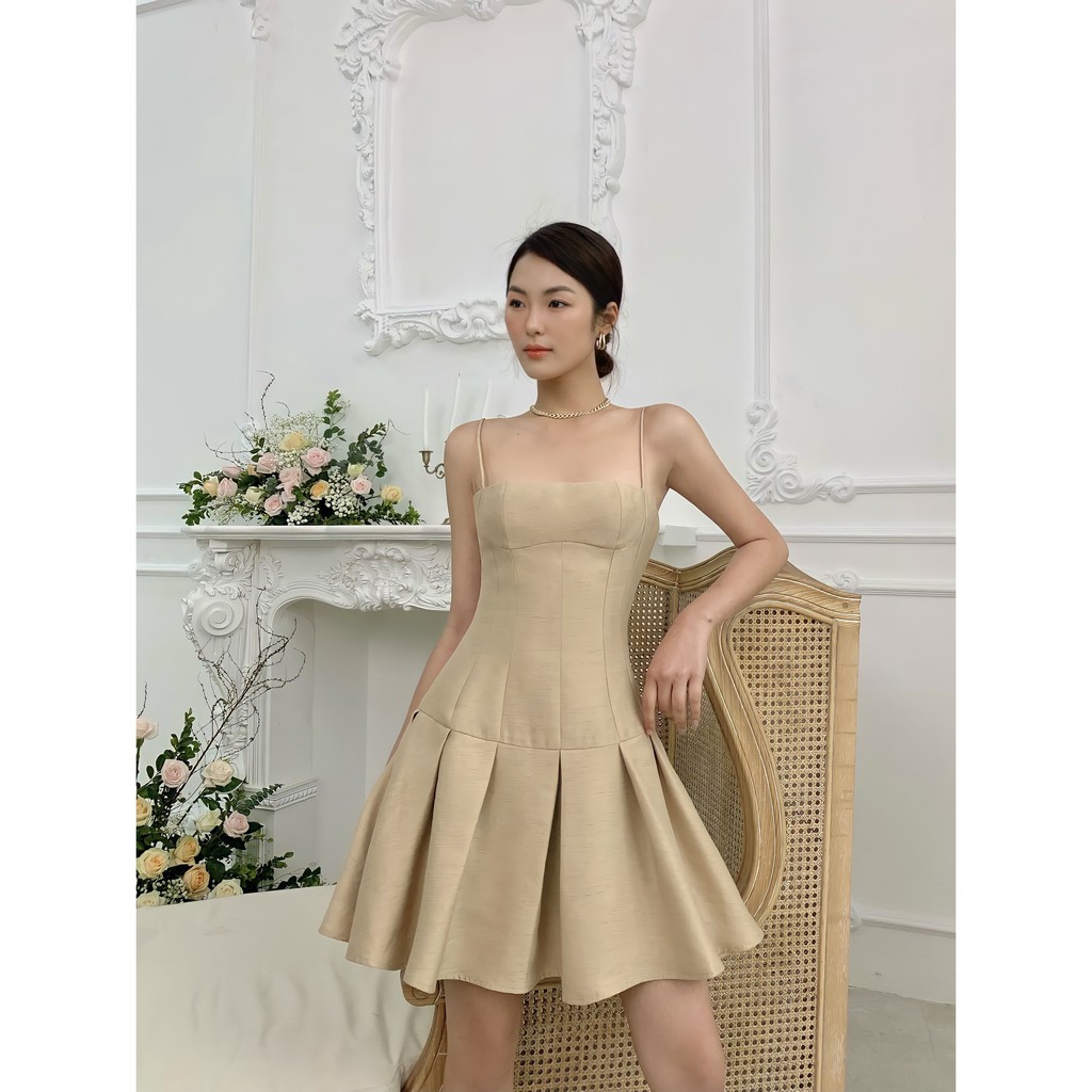 MOLLYNISTA- Đầm Mina nâu 2 dây rã 6 mảnh xếp ly tùng