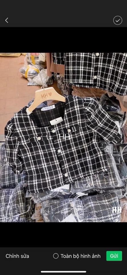 Áo khoác dạ ngắn kẻ đen cổ  | BigBuy360 - bigbuy360.vn