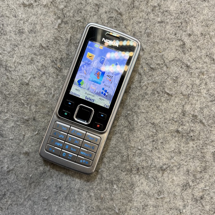 Điện thoại Nokia 6300 chính hãng
