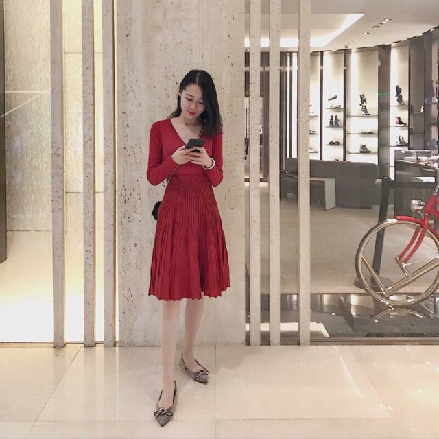 Set bộ đồ hoa đỏ Chị Bé