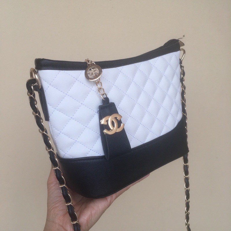 Túi Xách Nữ Hobo Ngọc Trinh Đi Chơi Đi Làm MonBags 2 Màu | BigBuy360 - bigbuy360.vn