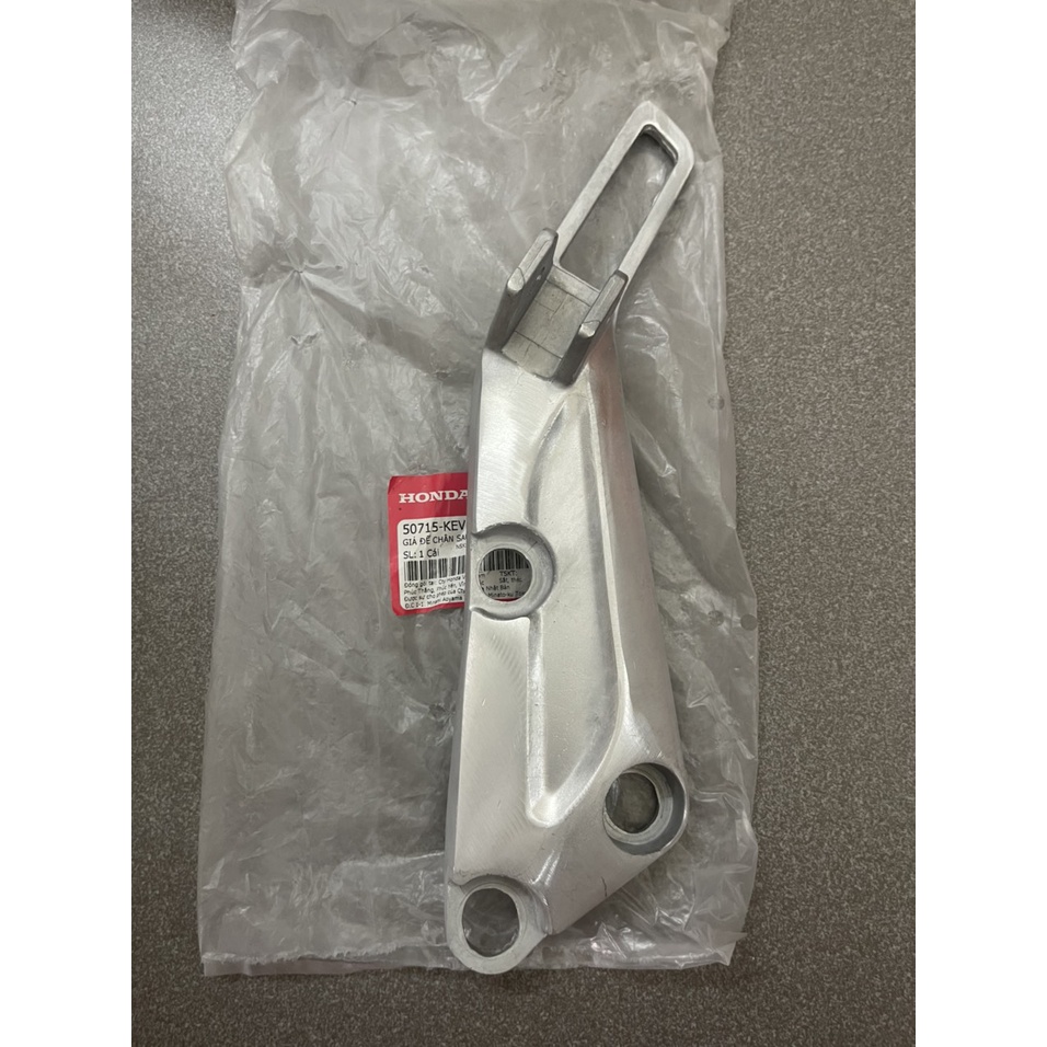 gác chân để chân sau xe wave nhỏ zx hàng chính hãng 50716KEV900 50715KEV900