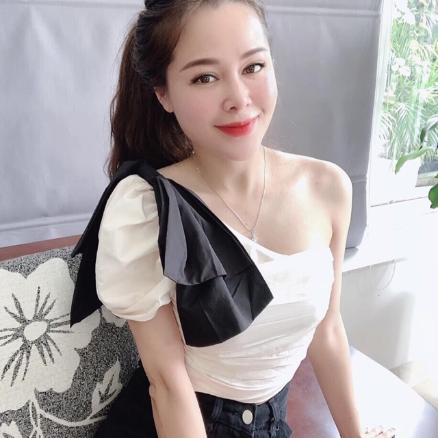 Áo nơ lệch vai