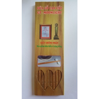 Đũa gỗ giá tỵ