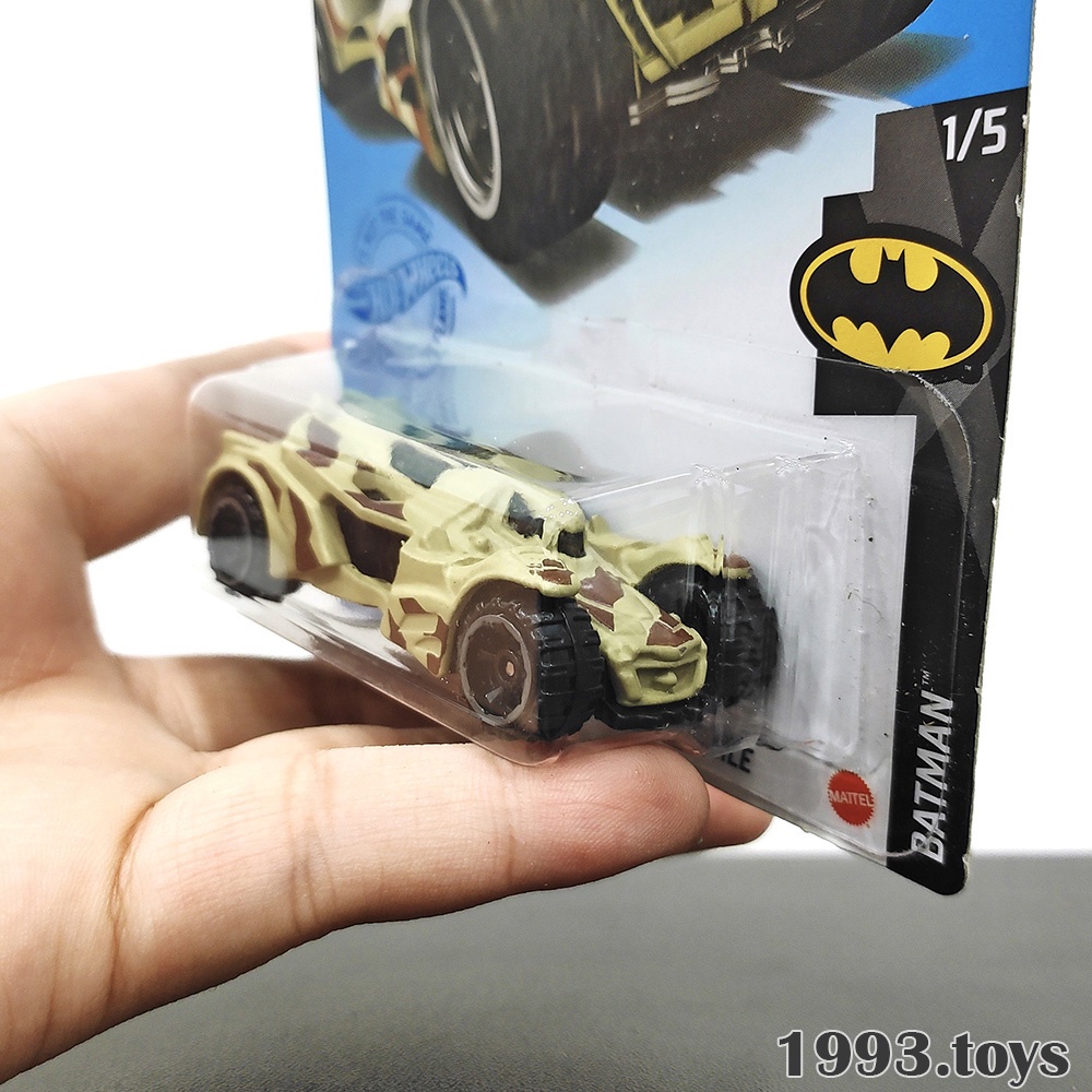 Xe mô hình 1:64 Hot Wheels Basic Batman 2021 - Batman Arkham Knight Batmobile GTB54