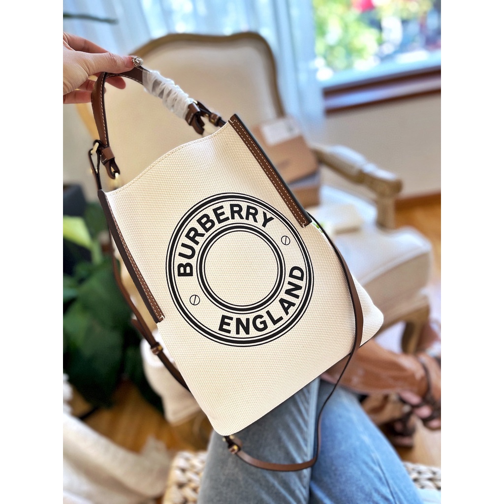 Túi Đeo Chéo Burberry Phong Cách Thể Thao Sang Trọng Cho Nam Và Nữ