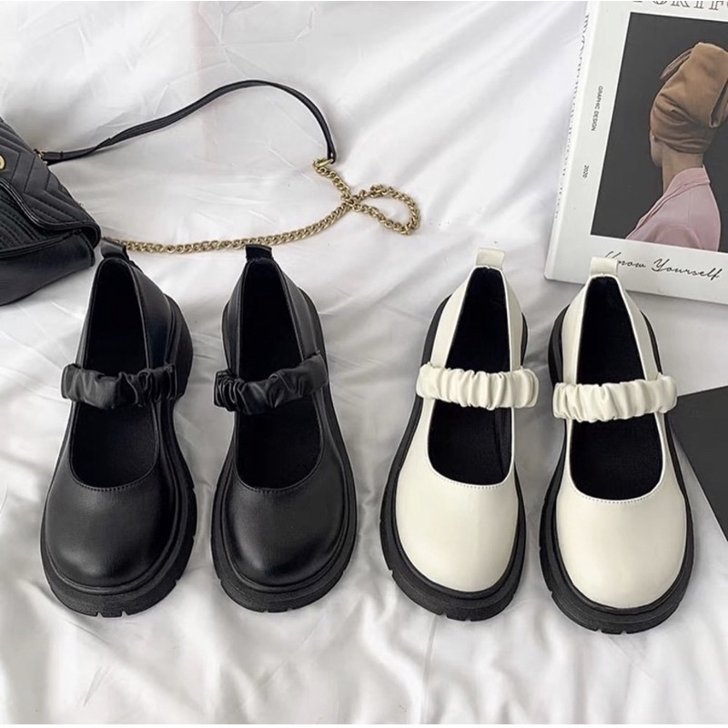 Giày búp bê có quai nhún Mary Jane vintage Yannie Lolita