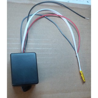 Công tắc chạm tay cảm ứng xuyên nhựa cho xe điện 36 - 72V (loại chạm lần 1 đóng, chạm lần 2 nhả...)