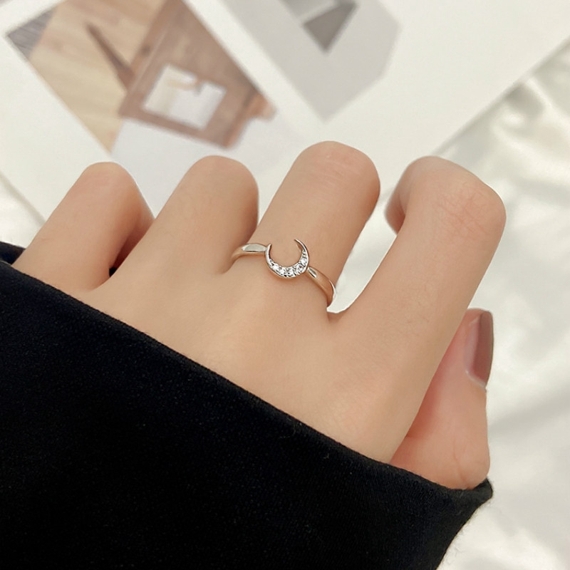Unique Fashion Moon And Star Rings For Women