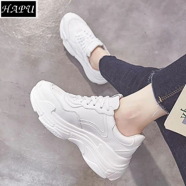 Giày Sneaker Nữ Mới Nhất Viền Số Bảy