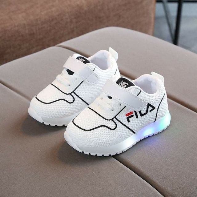 Giày trẻ em.có đèn.led